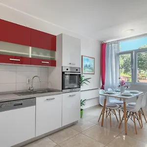 Apartment M & M, Pula
